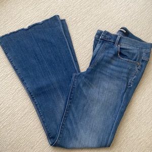 Express Flare Jeans